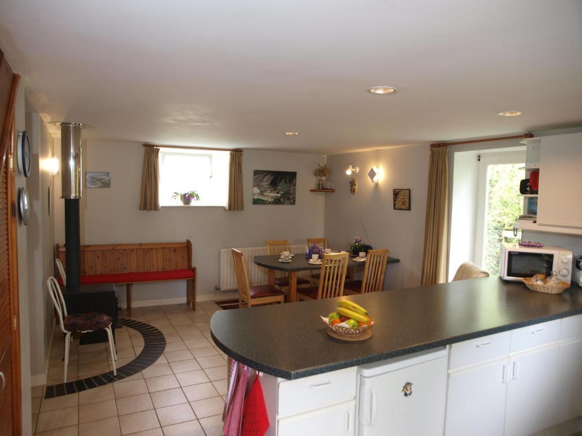 Villa Ty R Pwmp Haverfordwest Exterior foto